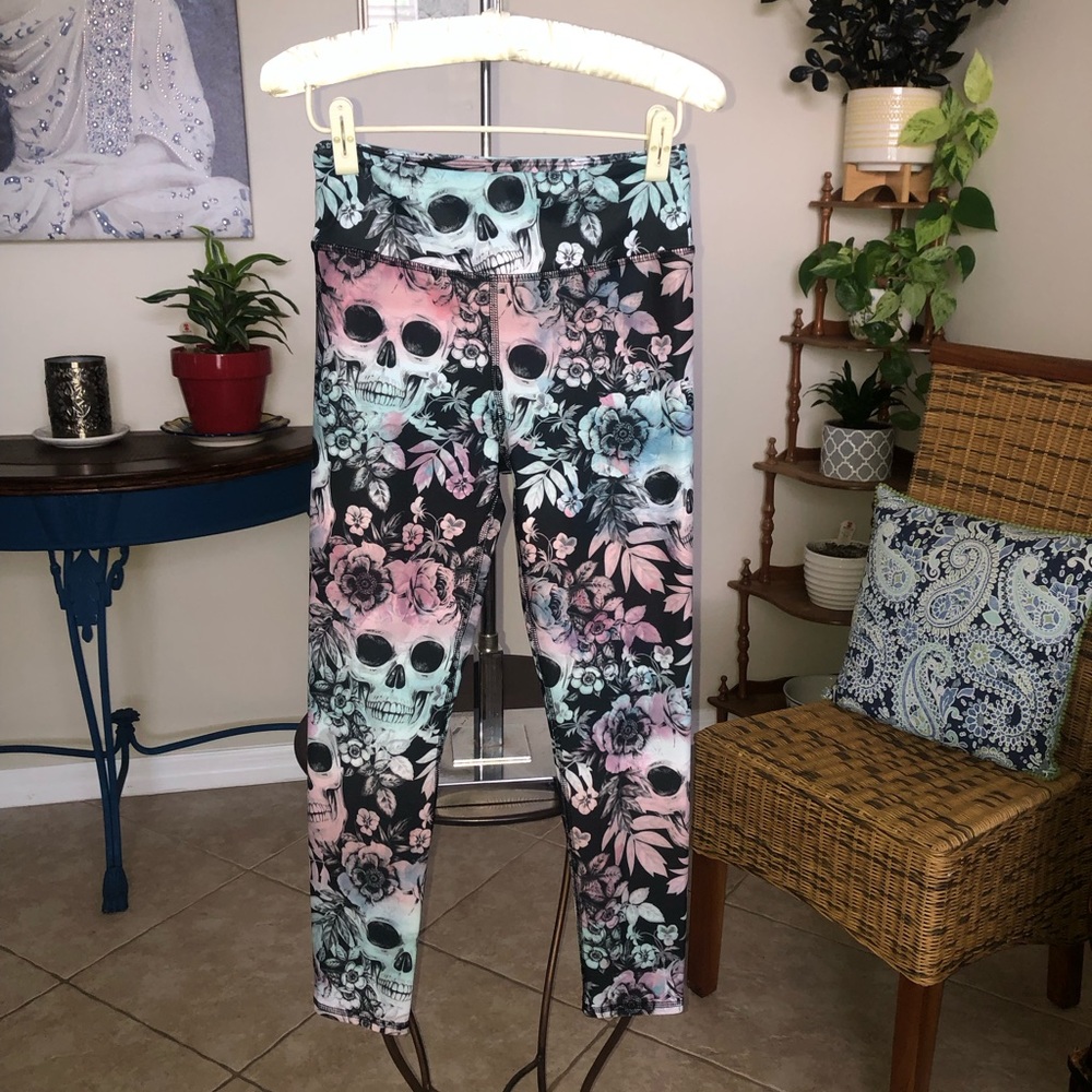 Evolution and Creation S Skull & Floral Leggings / Yoga pants
